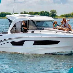 Yate De Lujo En Bateau-hôtel